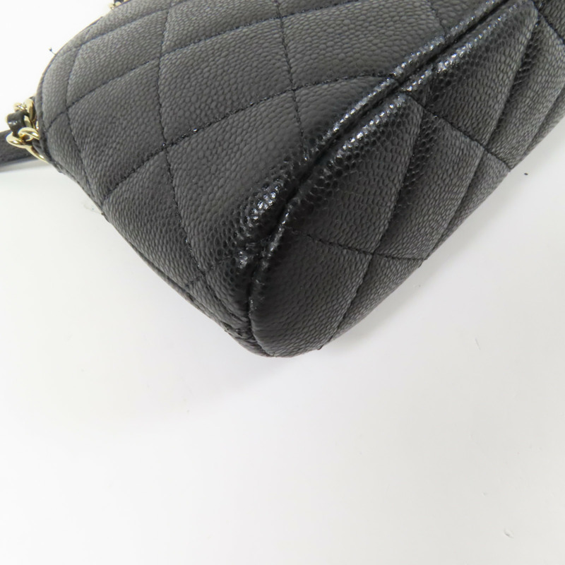 CHANEL 牛皮皮革Chain Shoulder金扣鏈帶肩背袋-10