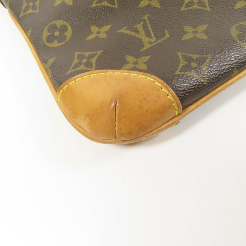 LOUIS VUITTON Monogram Coussin GM金扣肩背袋-12