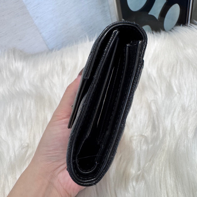 YSL 黑魚子醬銀釦三折短夾-3