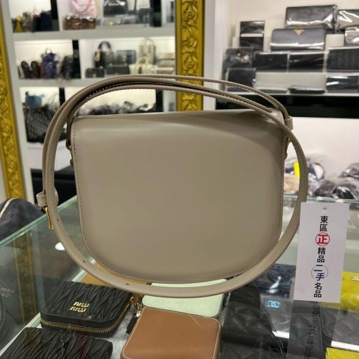 東區正精品㊣CELINE BESACE TRIOMPHE 全新未使用灰色全皮凱旋門金扣翻蓋馬鞍包斜背包小號 RZ5877 110413-9