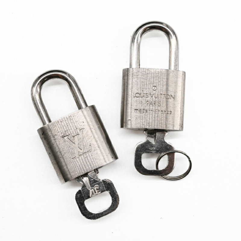 LOUIS VUITTON Taiga Nevsky 單肩包,商務 Ardoise,黑色和苔綠色皮革,M30872-18