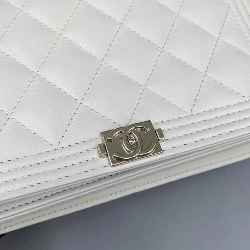 新款芯片款!Chanel香奈兒 菱格鏈條包 Leboy WOC 白色-5