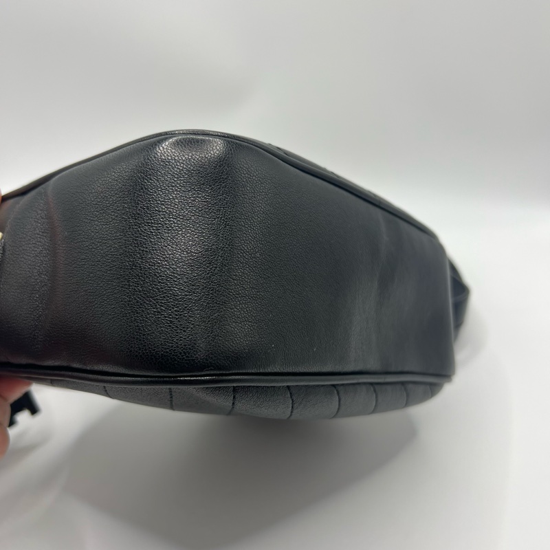 GUCCI古驰 互扣式双G徽标拉链开合流苏相机包-4