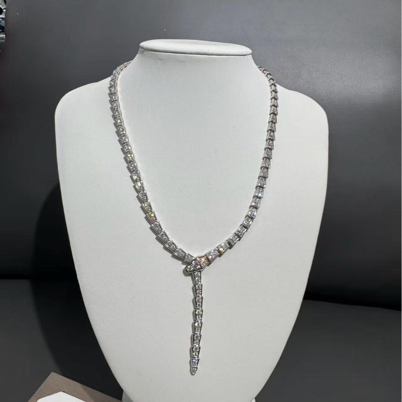 Bvlgari 宝格丽SERPENTI VIPER 满钻白金灵蛇项链,2018年购入-5