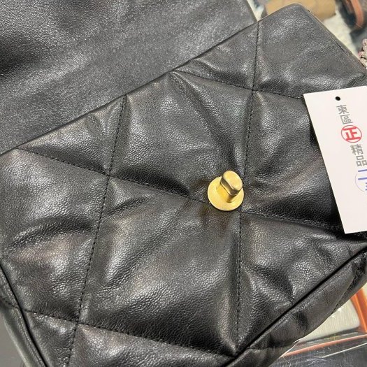東區正精品㊣CHANEL 19 AS1160香奈兒黑色大菱格紋小羊皮金銀鍊肩背包手提包小號 26CM RZ5844-4