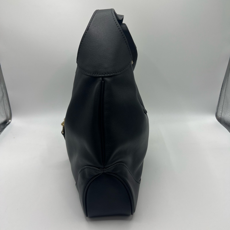 Gucci 古驰单肩腋下包-2