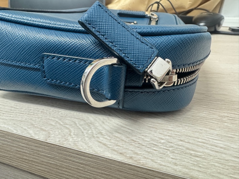 PRADA SAFFIANO TRAVEL 肩背包斜背包 2VH063 皮革藍色 男款-13