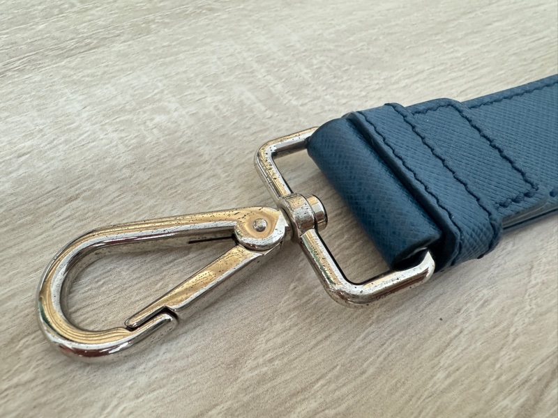 PRADA SAFFIANO TRAVEL 肩背包斜背包 2VH063 皮革藍色 男款-19