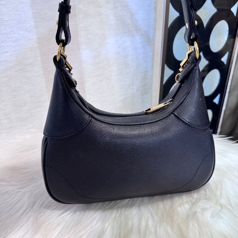 Gucci Aphrodite 黑牛皮彎月包 近全新-1