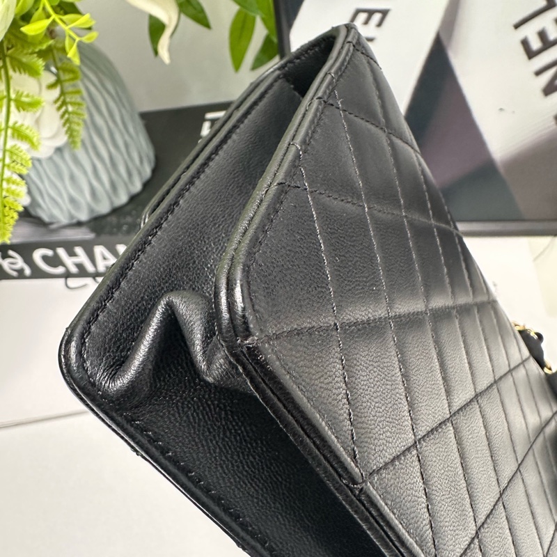 Chanel  cf 限定款橫版珍珠包 29開-9