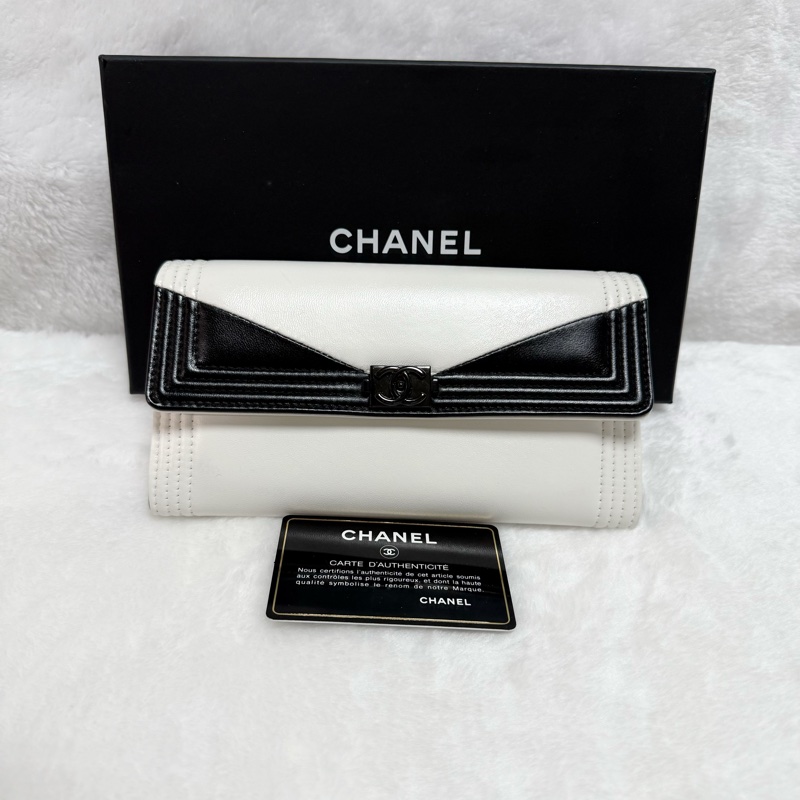 10/29～11/11免鑒定費 ⭐️稀有限量款-此平台只有這一個⭐️香奈兒少見特殊款Boy長夾 熊貓配色 季節限定款長夾 稀有-0