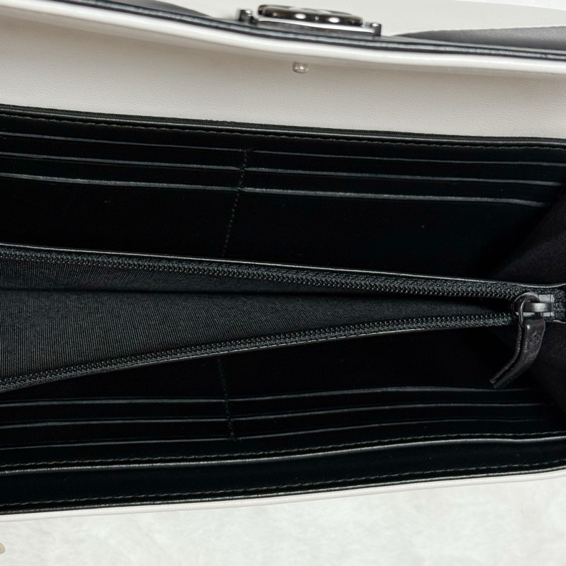 10/29～11/11免鑒定費 ⭐️稀有限量款-此平台只有這一個⭐️香奈兒少見特殊款Boy長夾 熊貓配色 季節限定款長夾 稀有-4