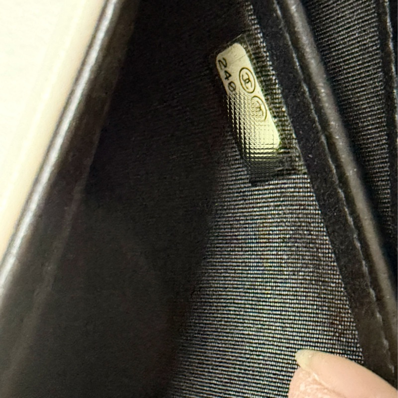 10/29～11/11免鑒定費 ⭐️稀有限量款-此平台只有這一個⭐️香奈兒少見特殊款Boy長夾 熊貓配色 季節限定款長夾 稀有-34