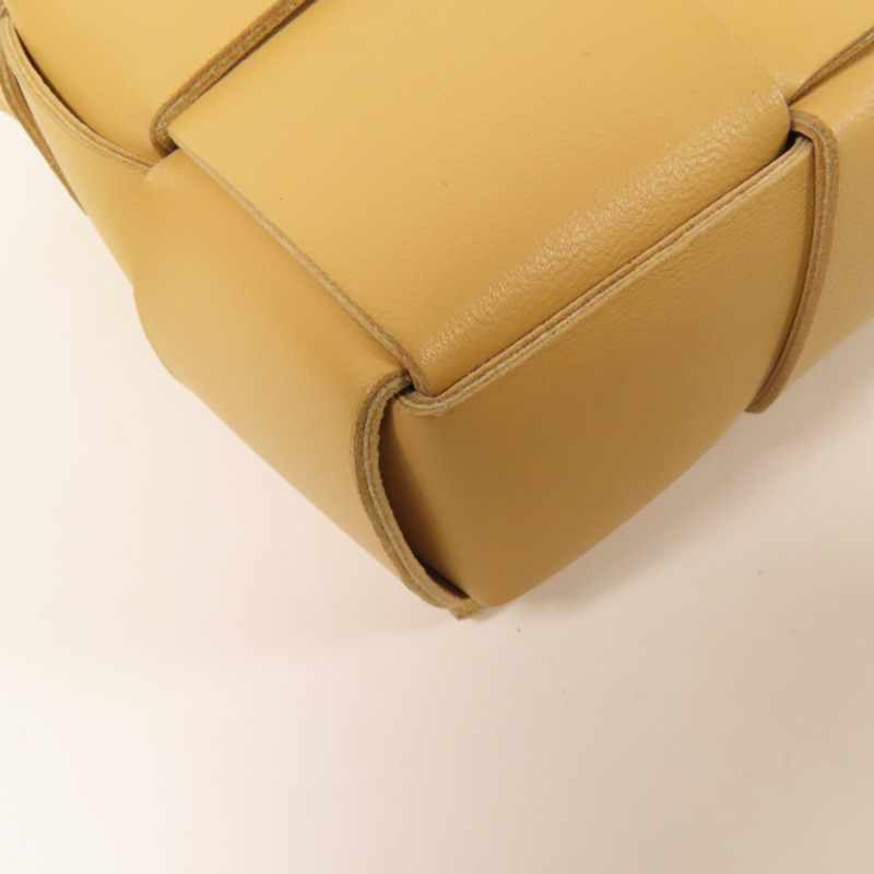 BOTTEGA VENETA 羊皮皮革Cassette肩背袋-6