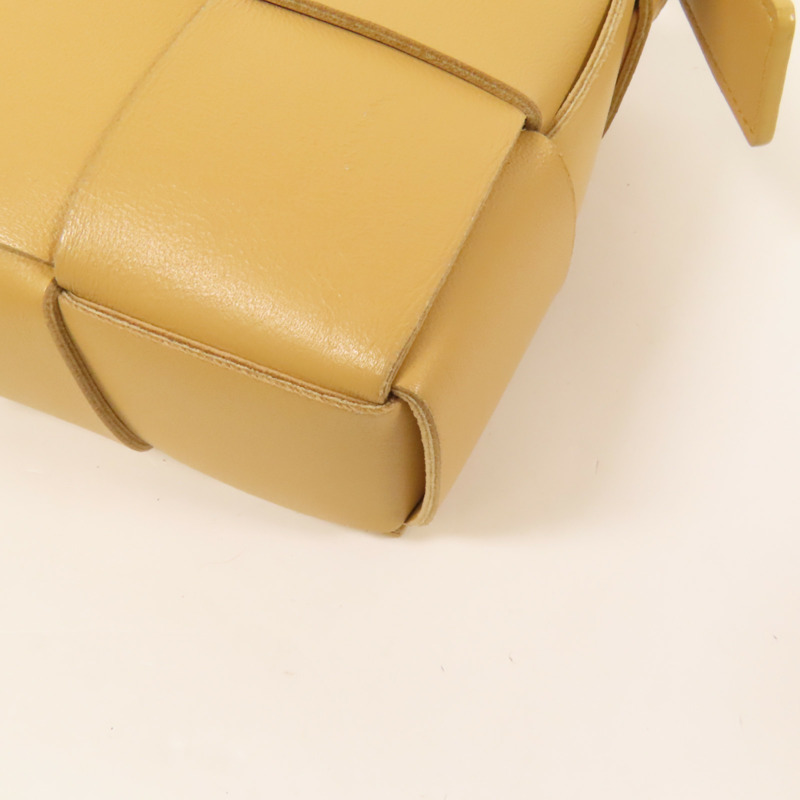 BOTTEGA VENETA 羊皮皮革Cassette肩背袋-7