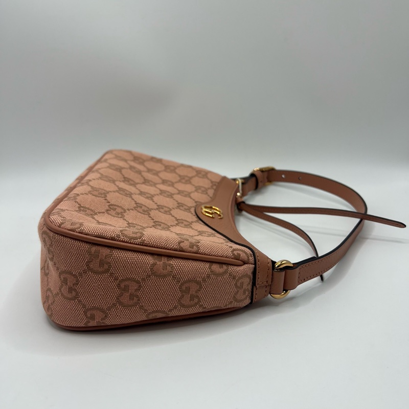 gucci粉色腋下包-2