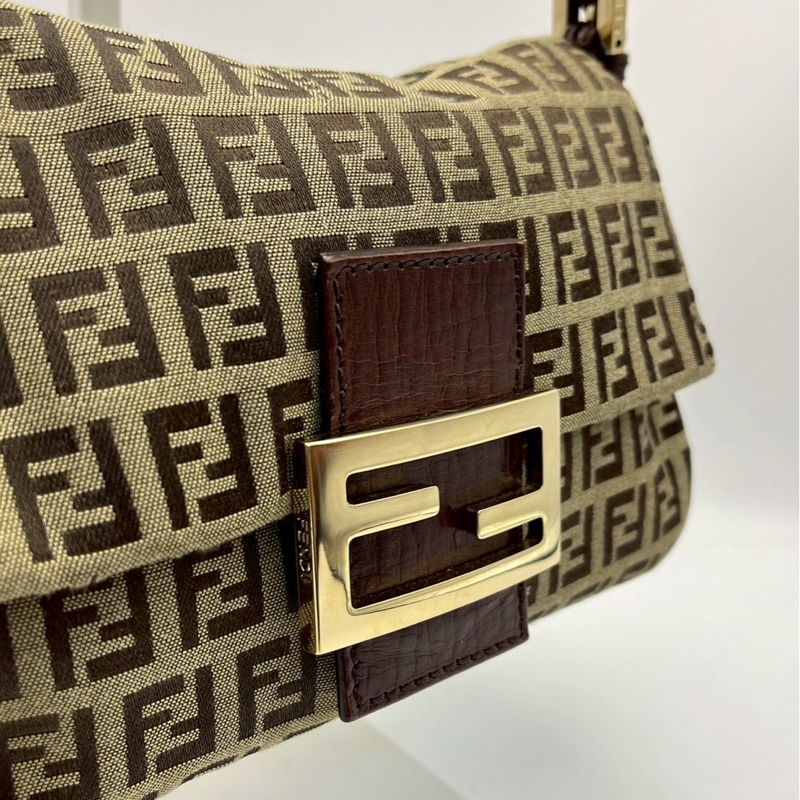 🏷️ Fendi mini 法棍-1