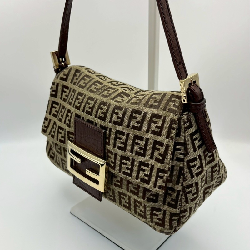 🏷️ Fendi mini 法棍-3