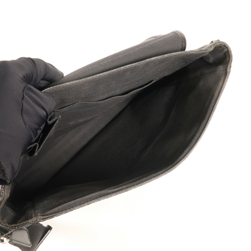 LOUIS VUITTON Damier Graphite Daniel GM銀扣肩背袋-13