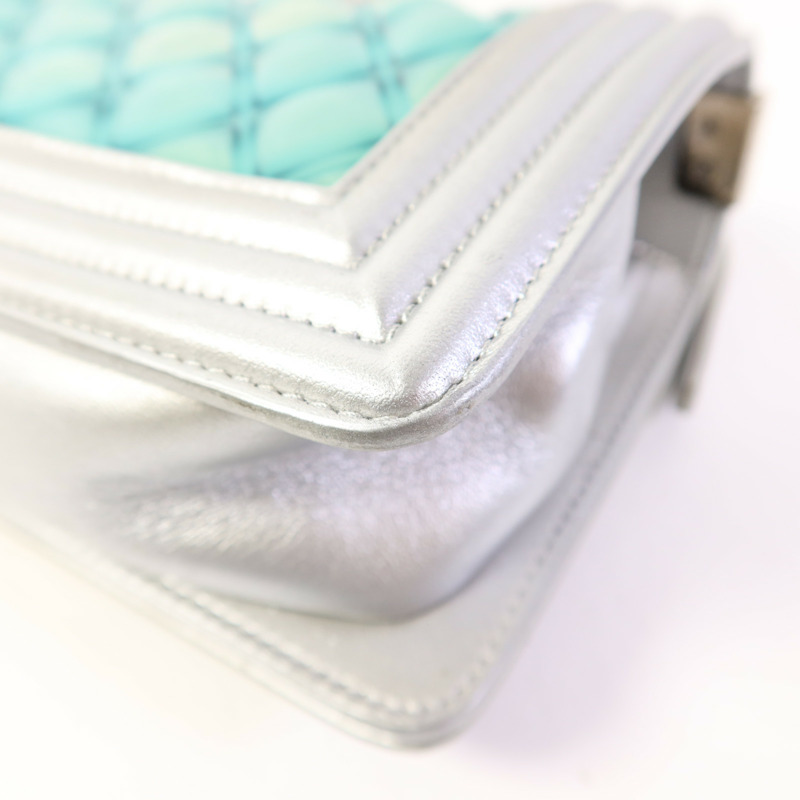 CHANEL 牛皮皮革/PVC Boy 20銀扣鏈帶肩背袋-16