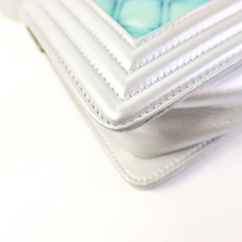 CHANEL 牛皮皮革/PVC Boy 20銀扣鏈帶肩背袋-17