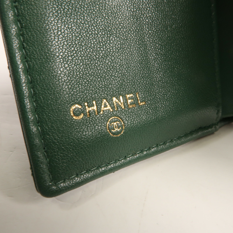 CHANEL 羊皮皮革Boy Chanel Three-fold Wallet金扣錢包-7