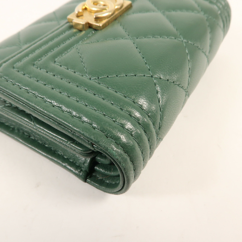 CHANEL 羊皮皮革Boy Chanel Three-fold Wallet金扣錢包-11