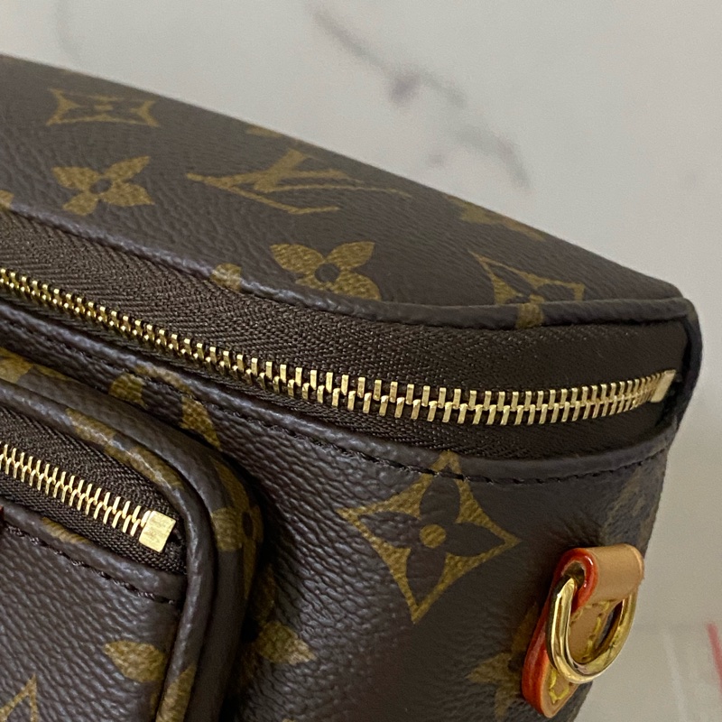 LV Mini Bumbag M82335 全新閑置品 購證正本-11