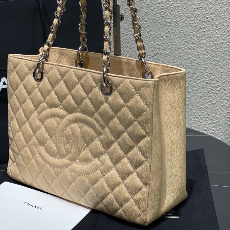 Chanel 米色牛皮荔枝皮 銀扣GST購物袋單肩包 身份卡17開,尺寸約34*24*12-1