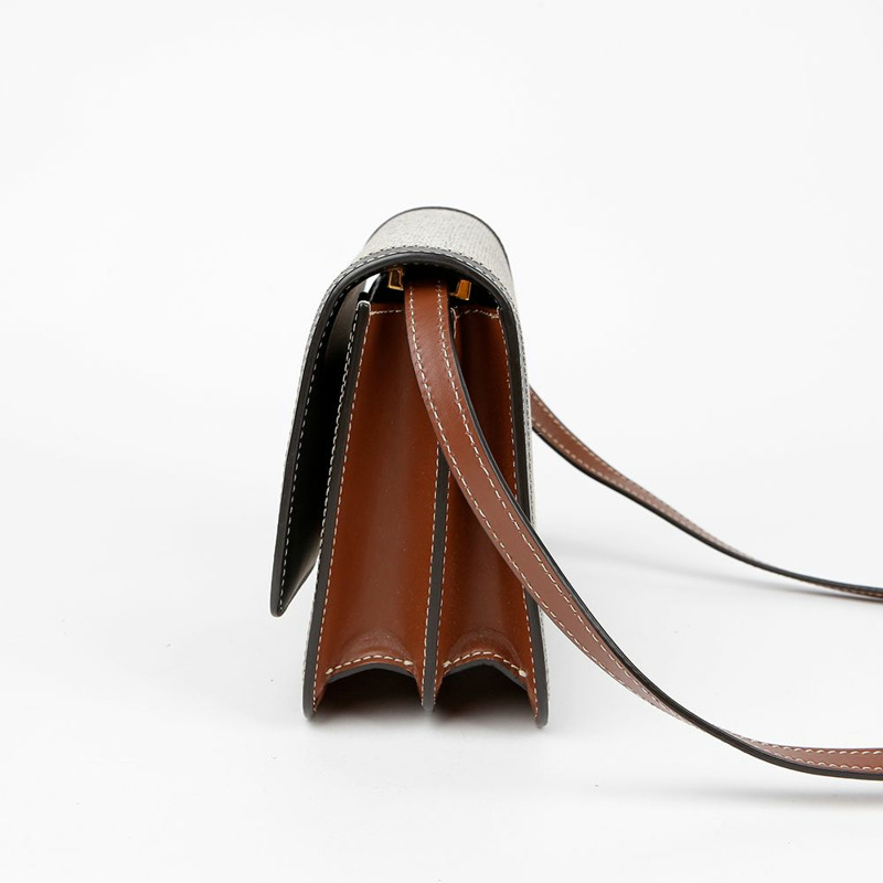 【包稅】BURBERRY 8030666 TB 肩斜背包-4