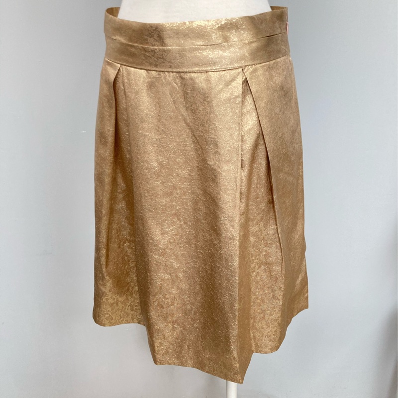 近新CHLOE 金色A line打折半身裙F38號-1