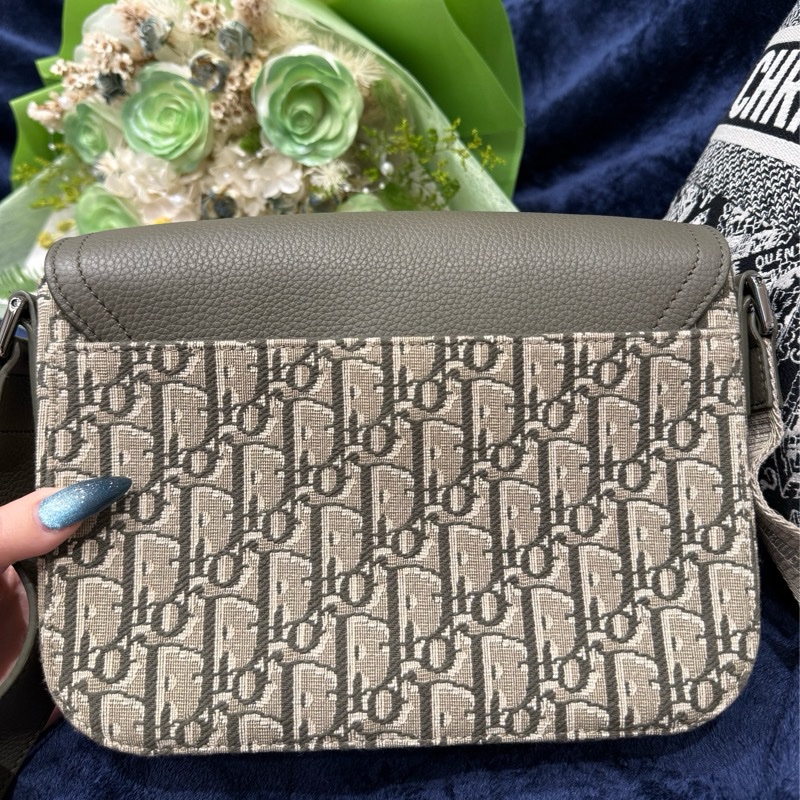 Dior Saddle 皮革馬鞍設計綠色老花側背包/郵差包-9