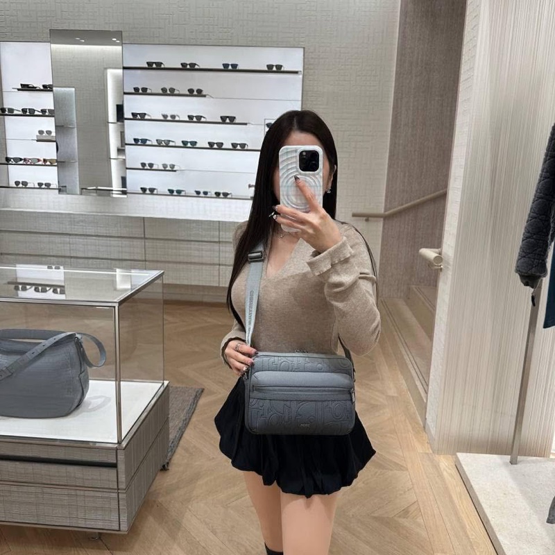 Dior rider 2.0 zipped messenger bag logo滿版壓花漸層灰斜背包-8