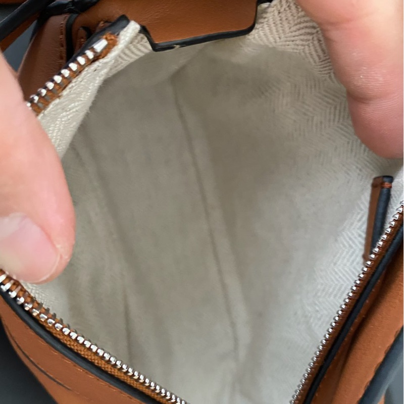 LOEWE mini puzzle經典焦糖色-7