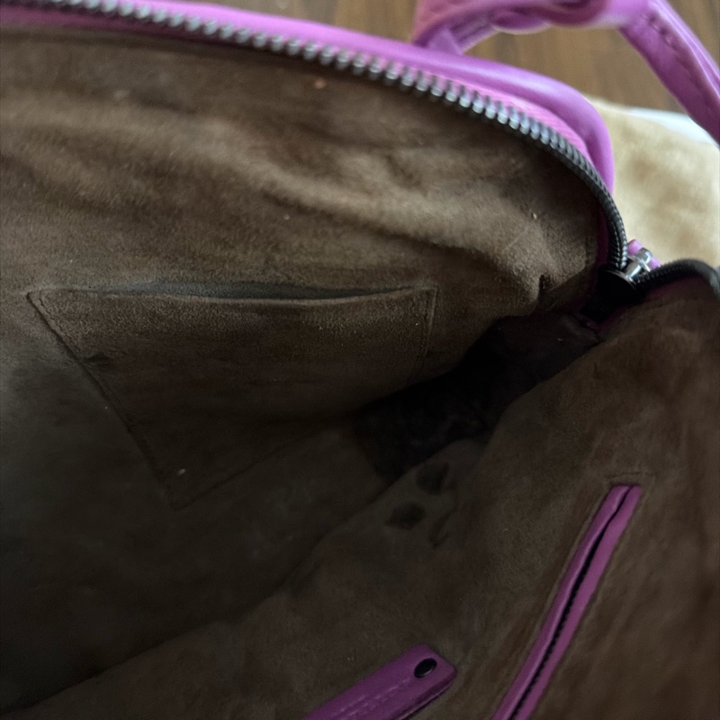 BOTTEGA VENETA 手工編織羊皮斜背包(紫色-5