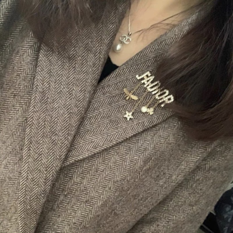 Dior迪奧經典jadior滿鑽流蘇小蜜蜂星星胸針-6