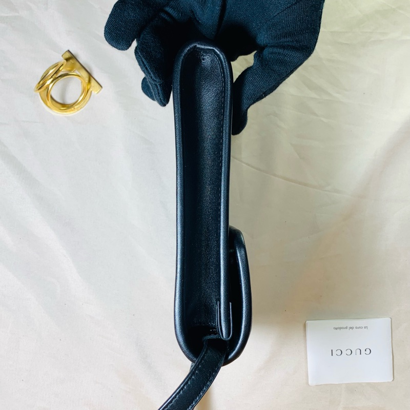 ✨近新閒置 Gucci 古馳 新款大老花牛皮壓紋手機包 肩背包 斜背包-9