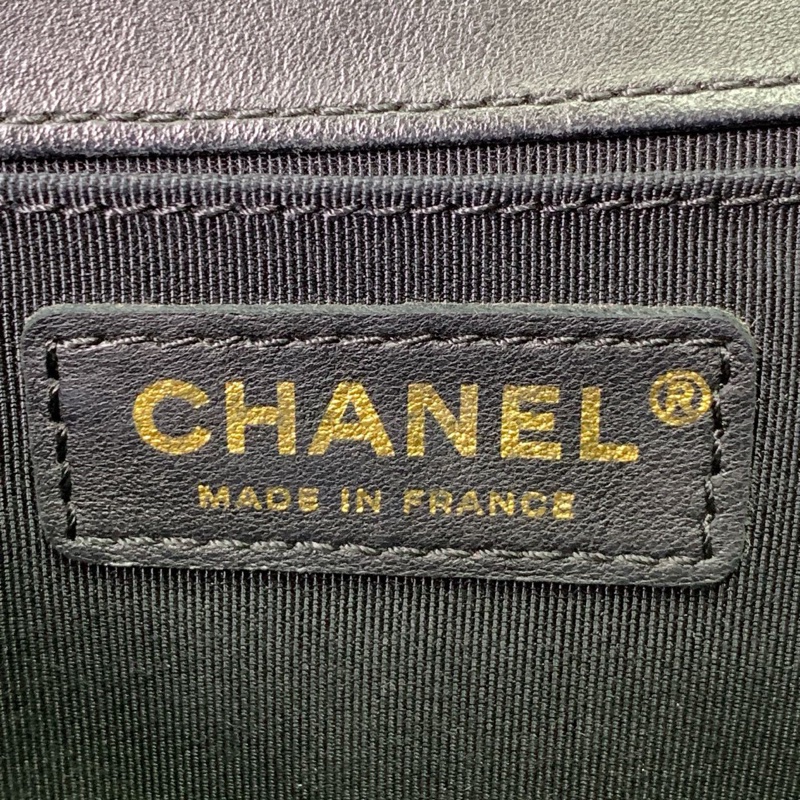 95新 香奈兒leboy黑金 22開羊皮-8