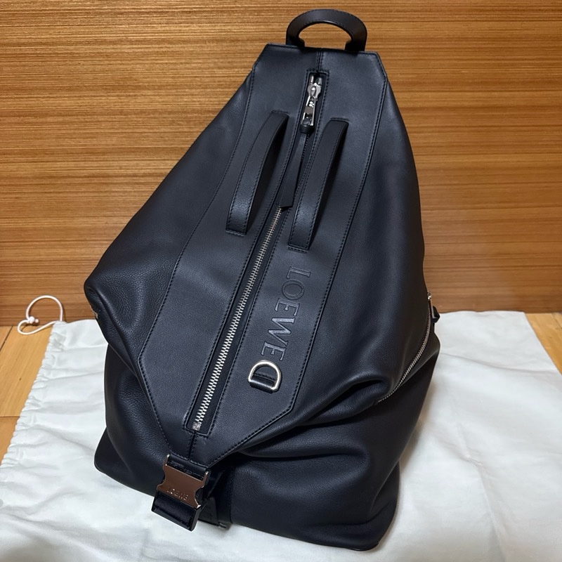 LOEWE Convertible 經典小牛皮後背包-5