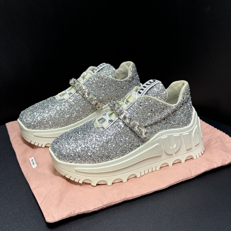 （全新品🎁） Miu Miu 專櫃最新 明星同款 閃片布運動鞋 專櫃38000！-0