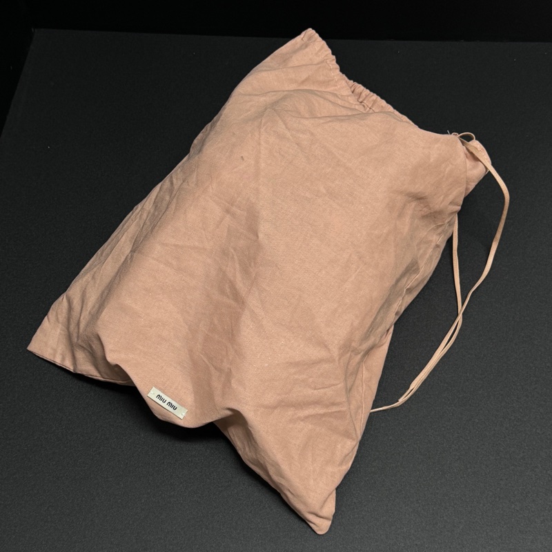 （全新品🎁） Miu Miu 專櫃最新 明星同款 閃片布運動鞋 專櫃38000！-11