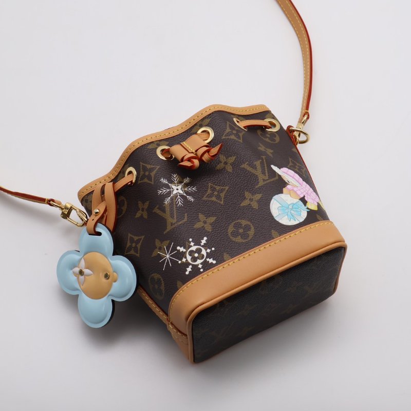 LOUIS VUITTON Nano noe水桶包 - 聖誕限定版-7