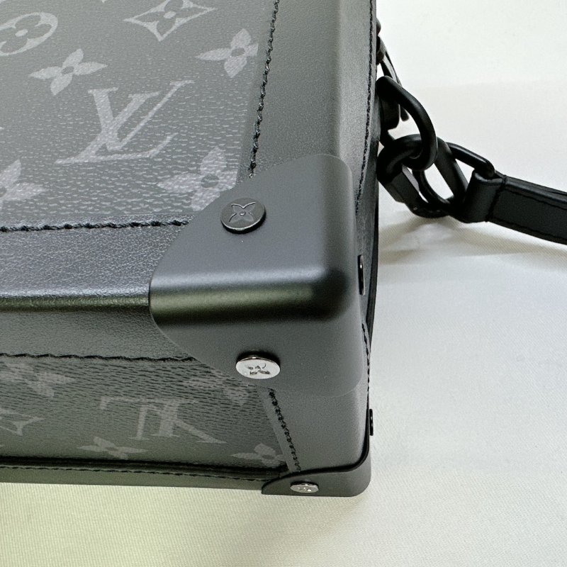 LV 全新Soft Trunk黑花軟箱包-11