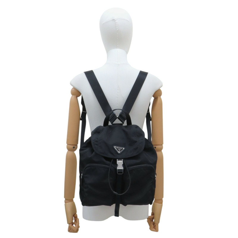 黑色尼龍 Re-Nylon 後背包 銀扣 1BZ070【PRADA 普拉達】 1BZ070-11