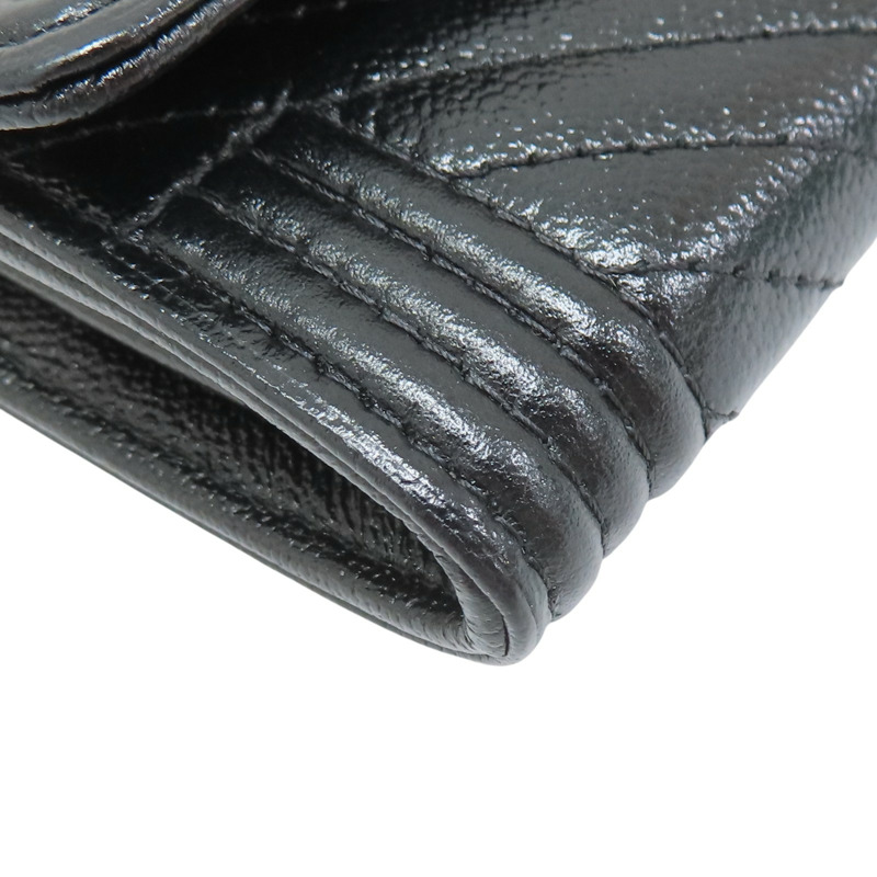 黑色 山型紋 荔枝牛皮 Boy 鍊帶 肩背包 金扣【CHANEL 香奈兒】 AP2206-8