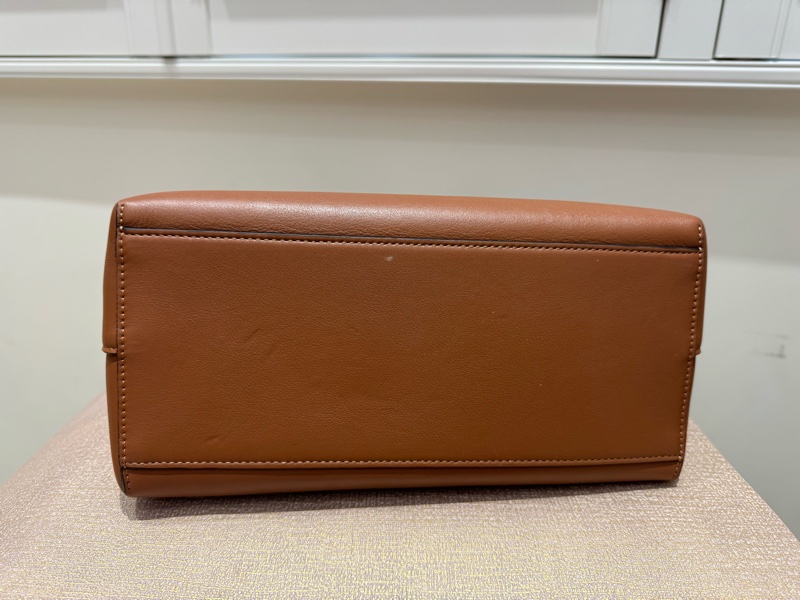 LOEWE anagram 小號-9