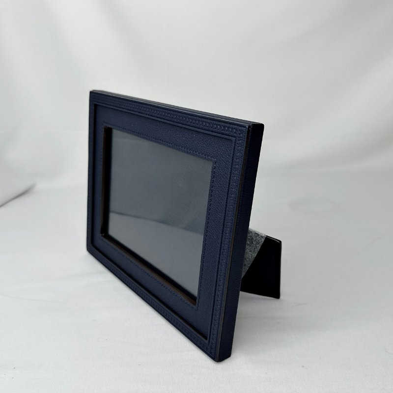 LV 全新經典滿版Logo皮革相框-3