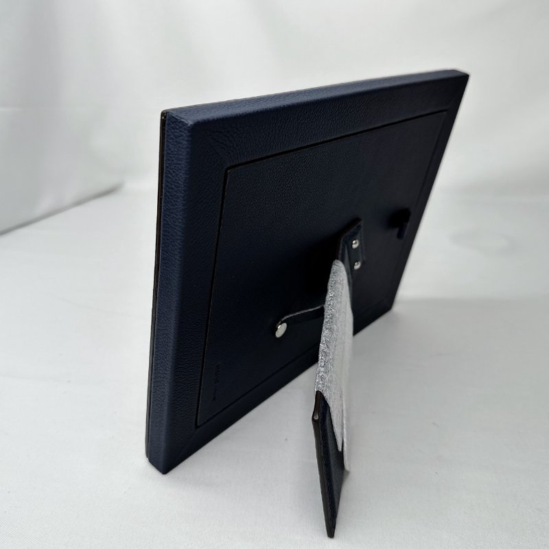 LV 全新經典滿版Logo皮革相框-6