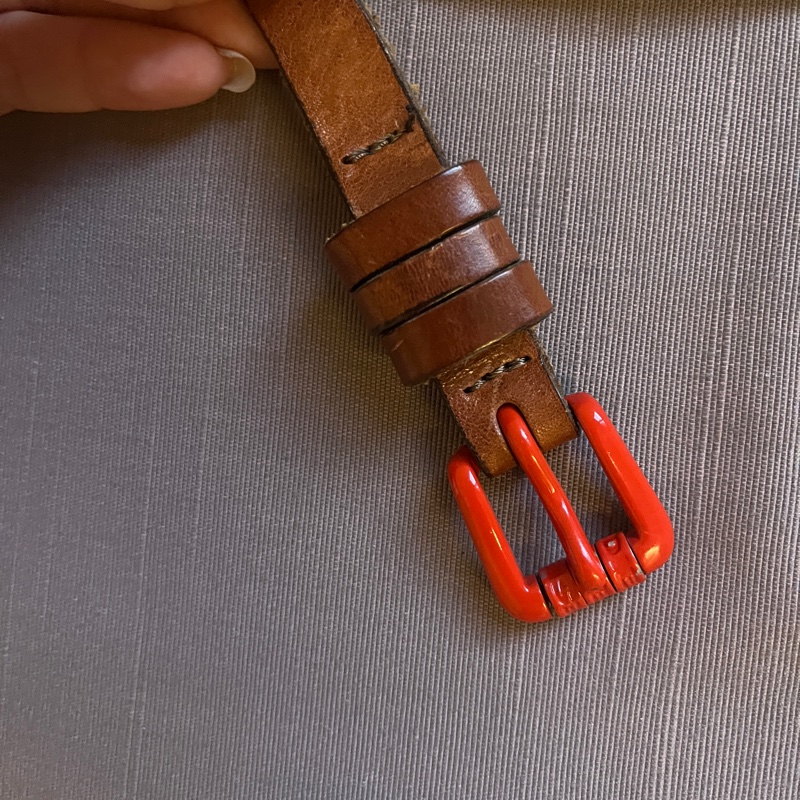 ✨ DIESEL 多彩LOGO 棕色真皮腰帶|經典百搭款-3