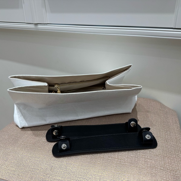 Goyard SAINT LEGER 中性雙扣翻 蓋折疊後背包（黑）-15